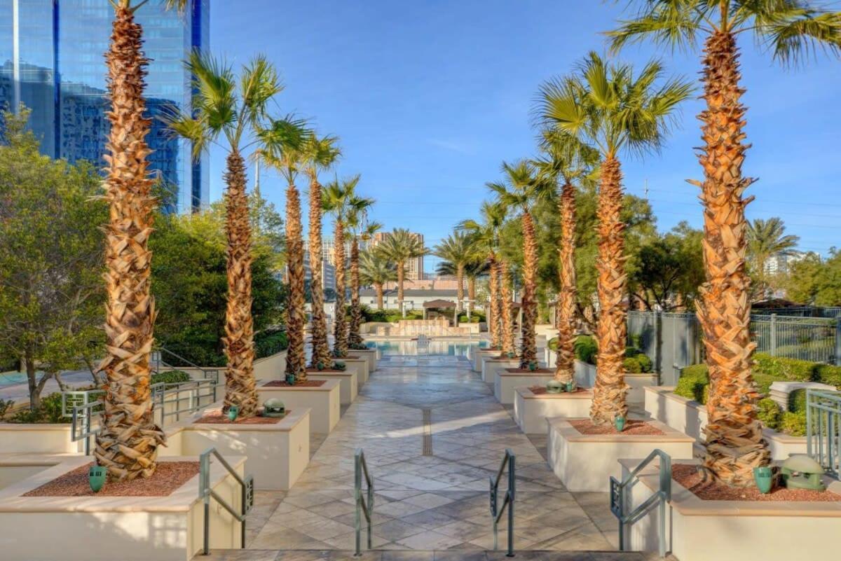 Mgm Signature-18-703 Strip View Jacuzzi Studio Las Vegas Exterior photo